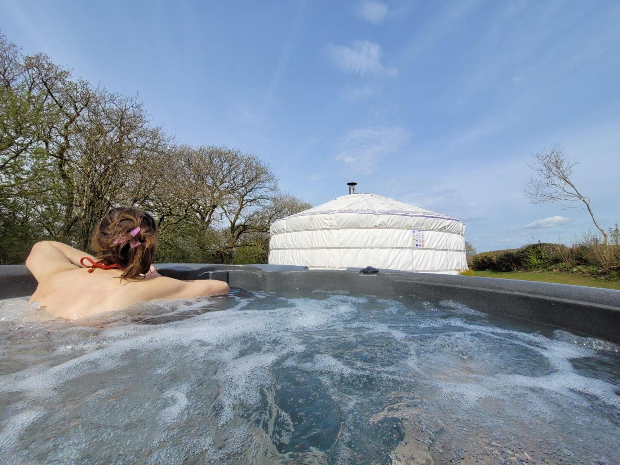Gilfach Gower Farm Luxury Yurt With Hot Tub Ammanford Exterior foto
