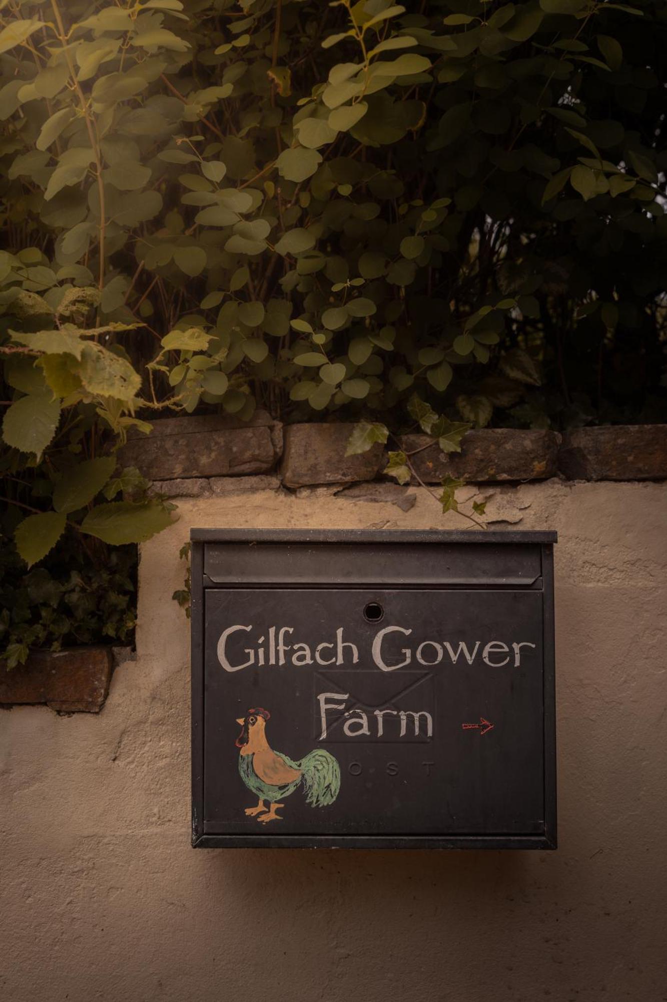 Gilfach Gower Farm Luxury Yurt With Hot Tub Ammanford Exterior foto